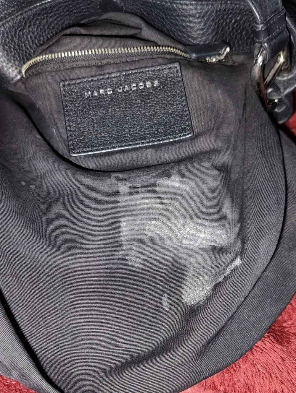 Marc Jacobs black pebble